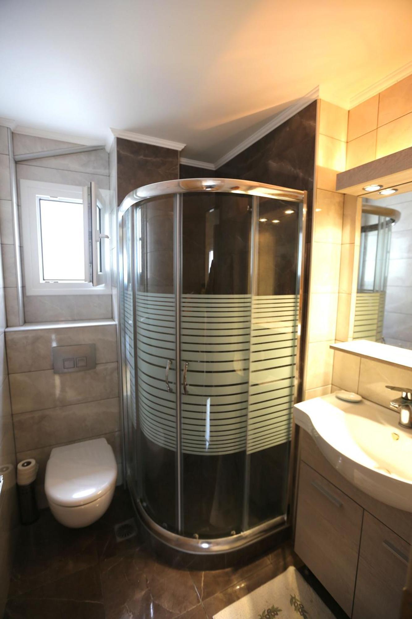 Aleksia Seaside Deluxe Apartment 佩科霍里 外观 照片